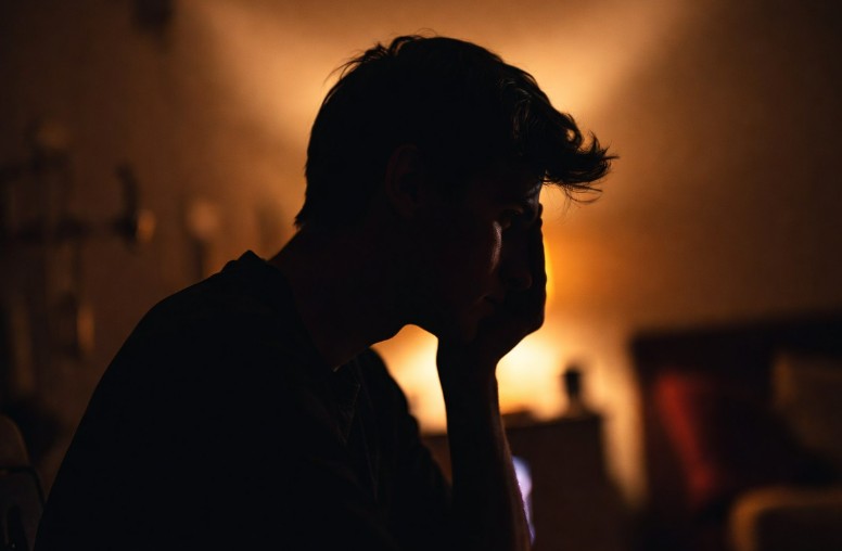 Ways To Tell If A Guy Likes You Or Just Wants A Fling