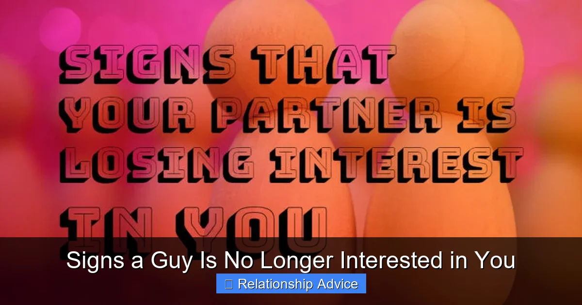 Signs a Guy Is No Longer Interested in You