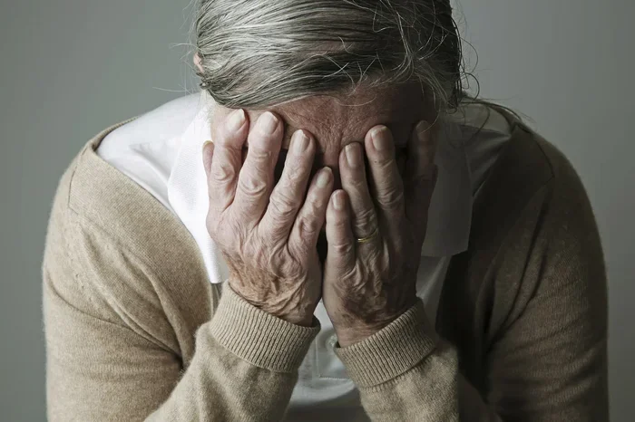 Fear Of Growing Old Gerascophobia Signs Causes And How To Cope