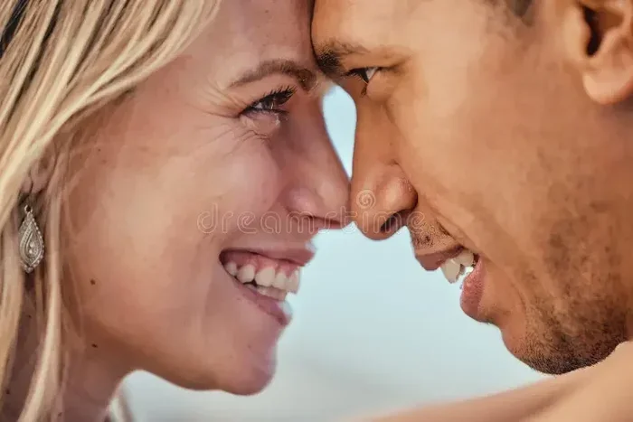 How to Read Dating Body Language for Instant Attraction