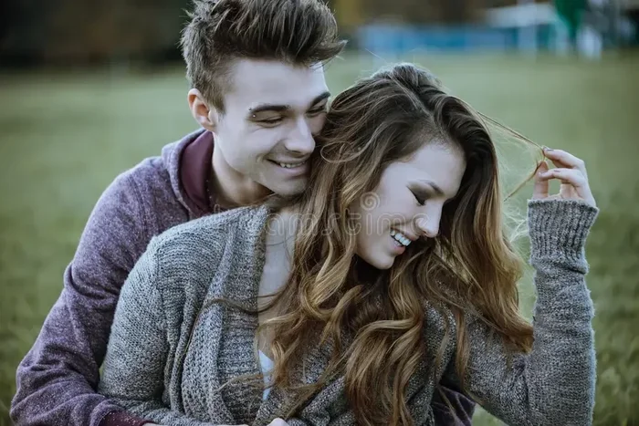 The Push Pull Method Of Flirting To Attract Anyone