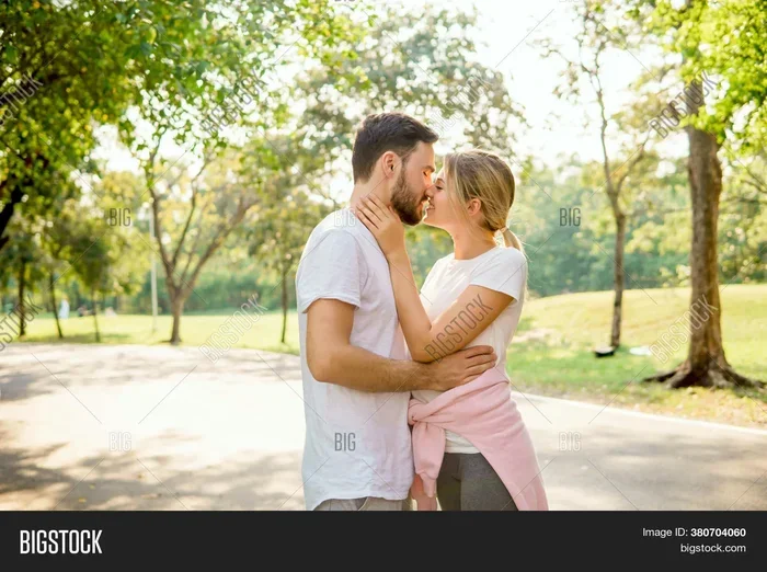 How To Get A Guy To Like You With These Proven Flirting Tips
