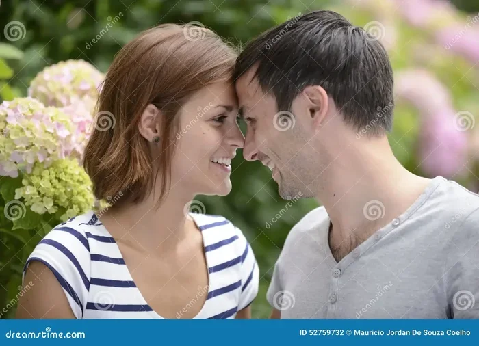 How To Get A Guy To Like You With These Proven Flirting Tips