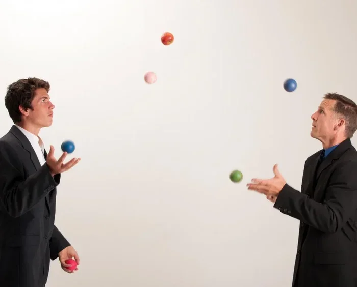 Role Conflict Vs Role Strain Key Differences Explained Simply