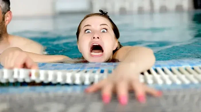 Aquaphobia The Fear Of Drowning Signs Causes And Solutions