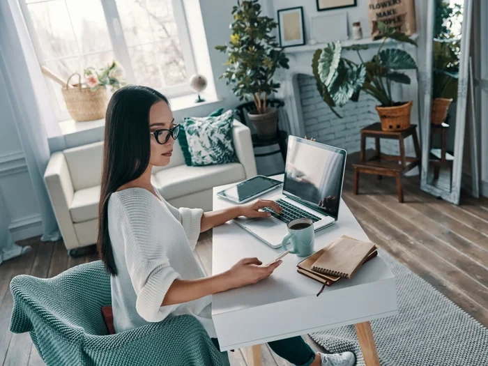 Best Jobs For People With Social Anxiety That Pay Well