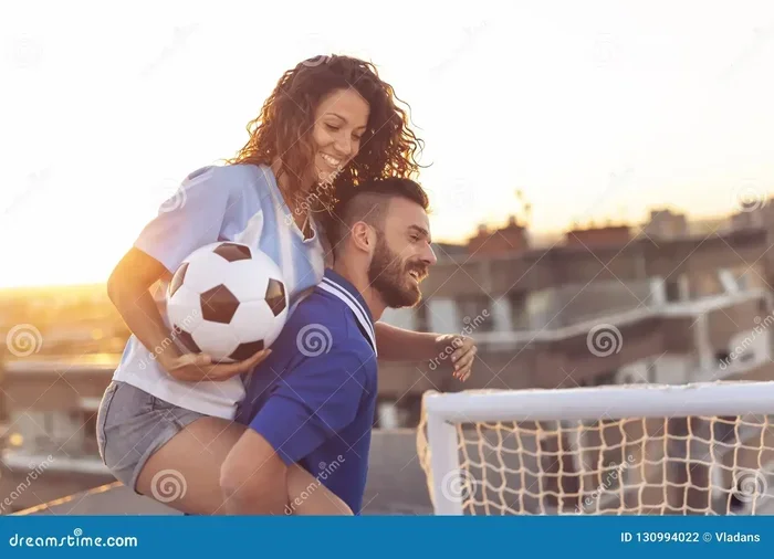 Dean Huijsen Girlfriend and Relationship Status in 2024