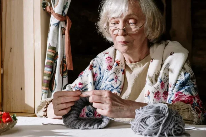 Cozy Grandma Hobbies for Stress Relief