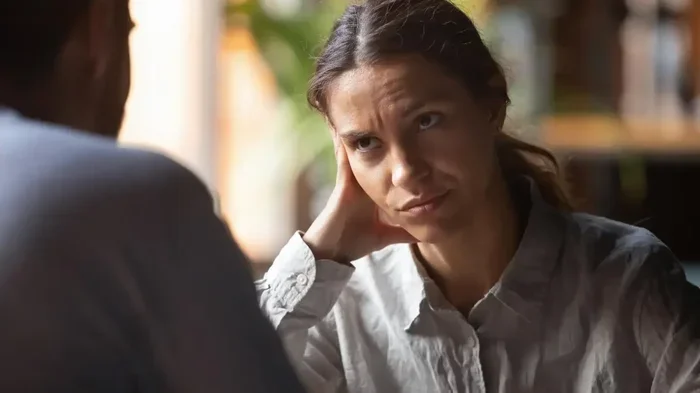 How to Tell If Someone Is Lying