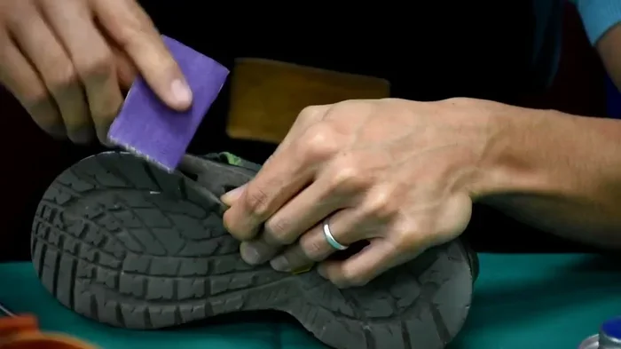 How to Fix Shoe Sole Separation Without Glue