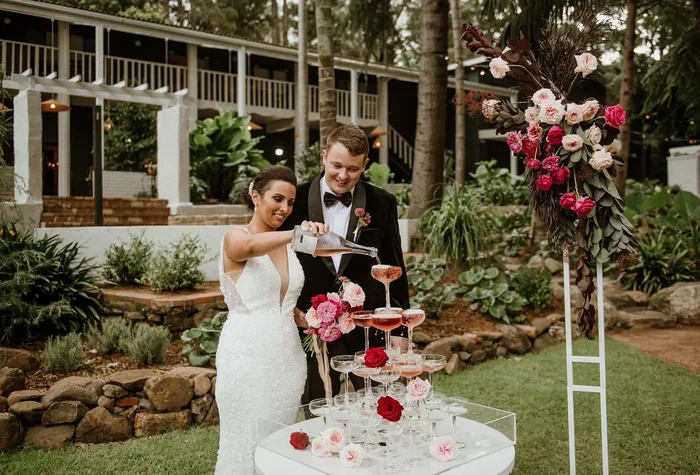 Are You Supposed to Tip Wedding Photographer