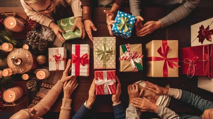 Top 8 Christian Gifts For Your Family And Friends
