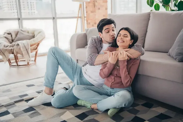 5 Things A Girl Does In A Live In Relationship