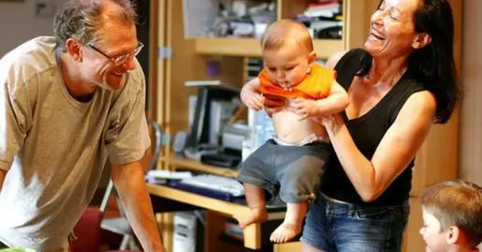 Is It Too Late To Start A Family In Your 40S