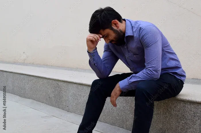 8 Worrying Signs Someone Close To You Is Struggling With Self Worth