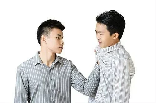Warning Signs You Lack A Genuine Emotional Connection With Your Partner