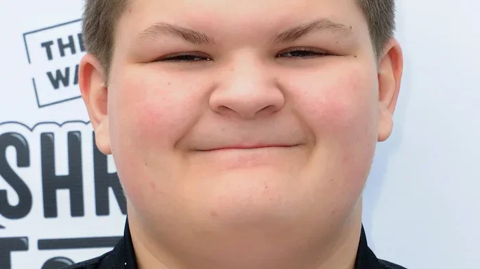 Did Chase Stokes Cheat On Anna Cathcart The Real Truth